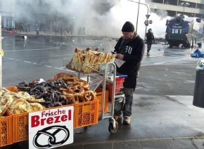 #18M Blocku-polarisierende Selbsterkenntnis #18M Blocku-polarisierende Selbsterkenntnis